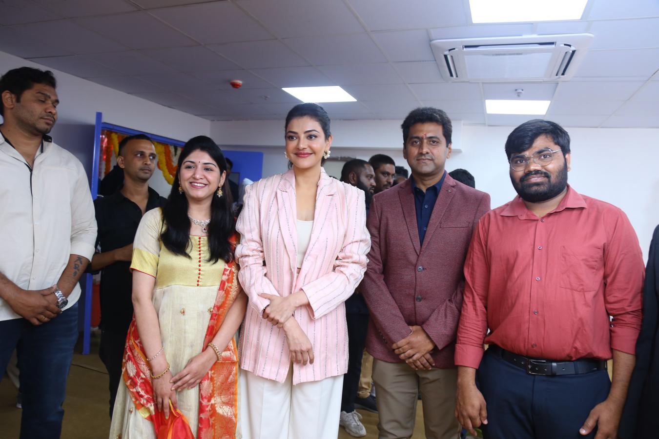 kajal-agarwal-at-tx-hospital-launch-6.jpg
