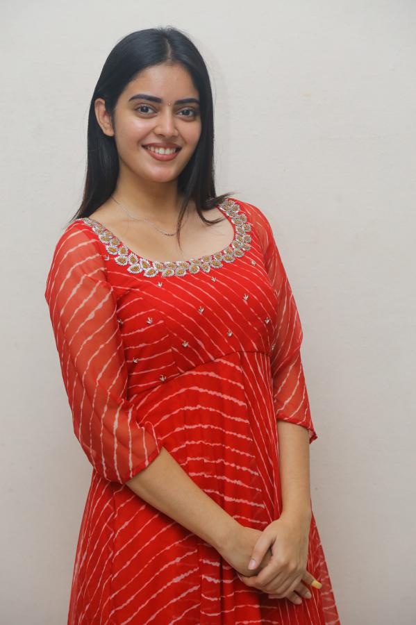 kallapu-kushitha-stills-13.jpg