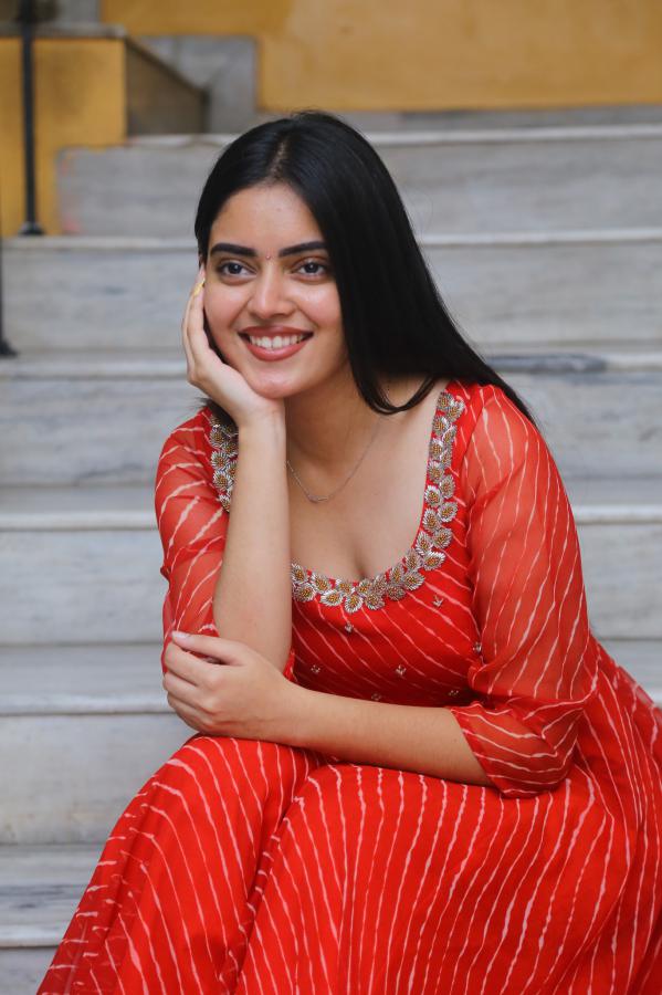 kallapu-kushitha-stills-4.jpg