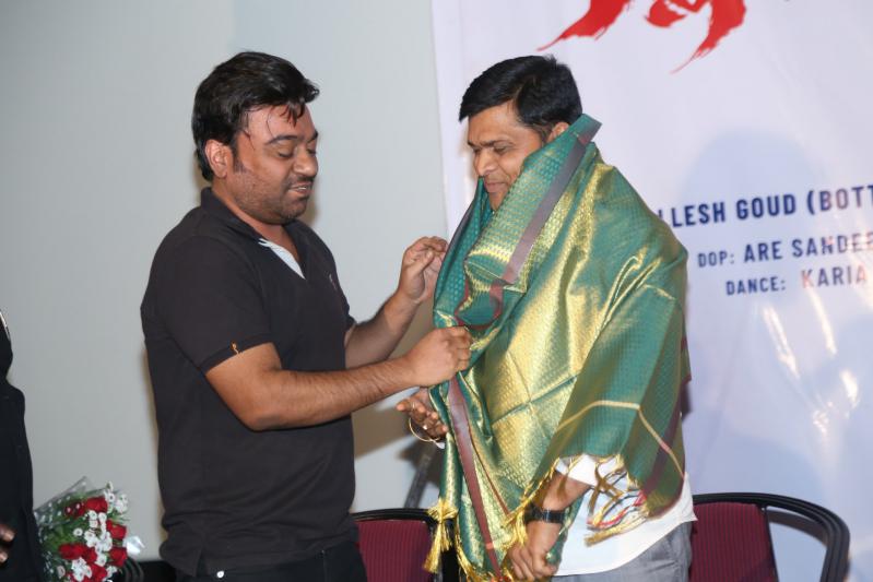 kallu-compond-movie-trailer-launch-7.jpg