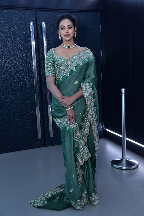 kamakshi-bhaskarla-stills-2-17.jpg
