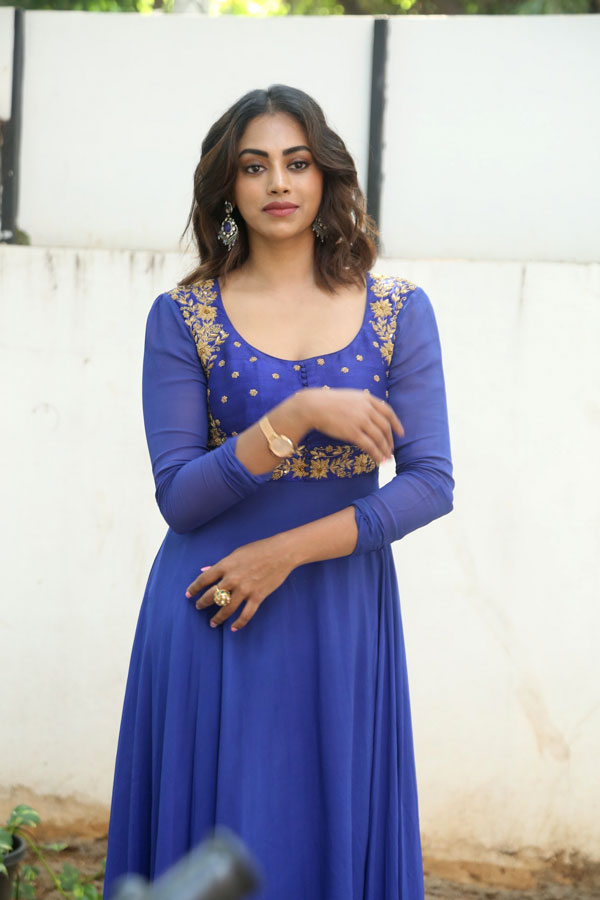 kamakshi-bhaskarla-stills-3-9.jpg