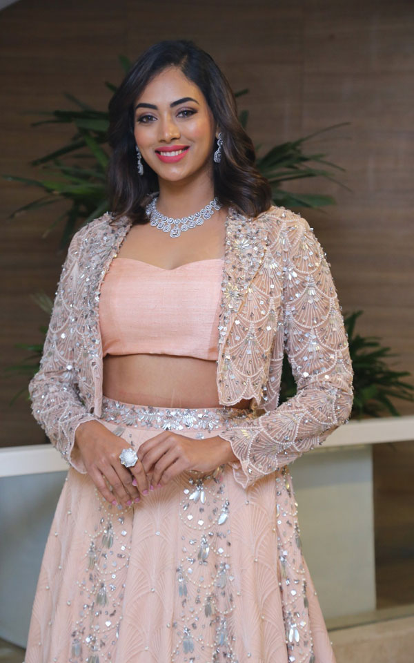 kamakshi-bhaskarla-stills-4-13.jpg