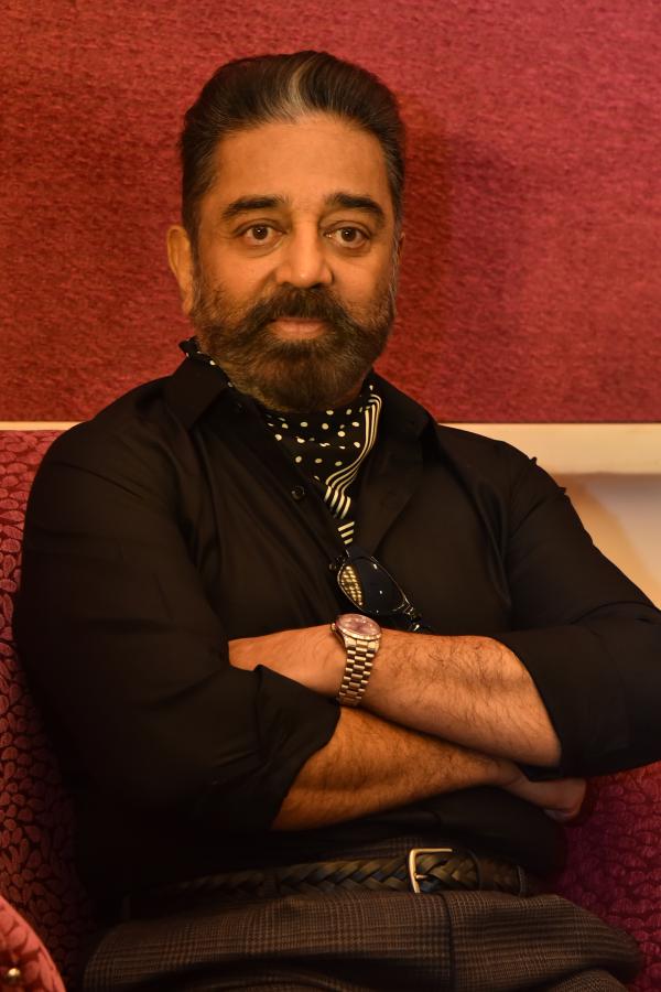 kamalhaasan-stills-2.jpg
