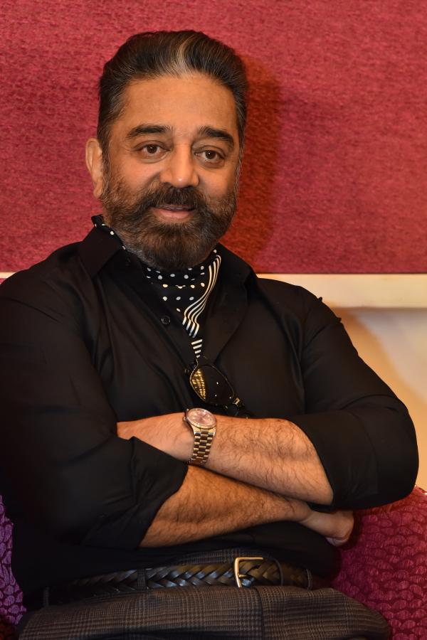 kamalhaasan-stills-4.jpg