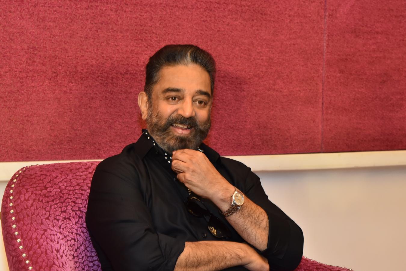 kamalhaasan-stills-5.jpg