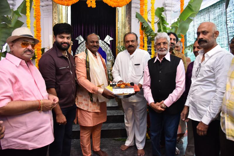 kanaka-durga-movie-launch-4.jpg