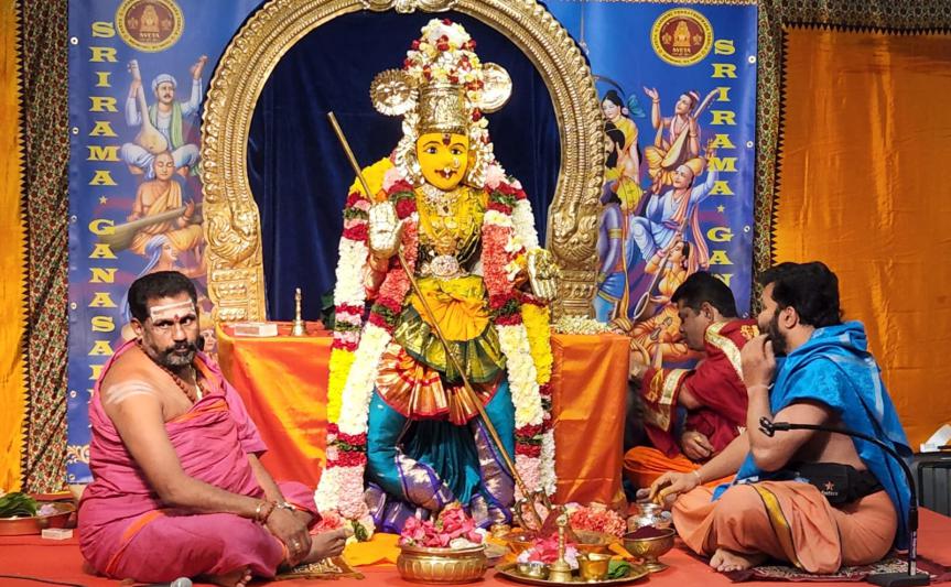 kanaka-durga-pujalu-at-lv-temple-in-seattle-1.jpg