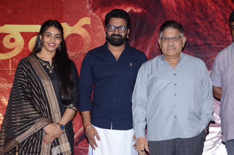 kantara-movie-team-press-meet-3.jpg
