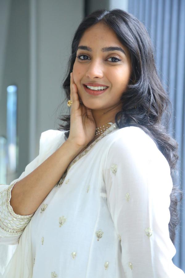 karthika-muraleedharan-stills-3.jpg