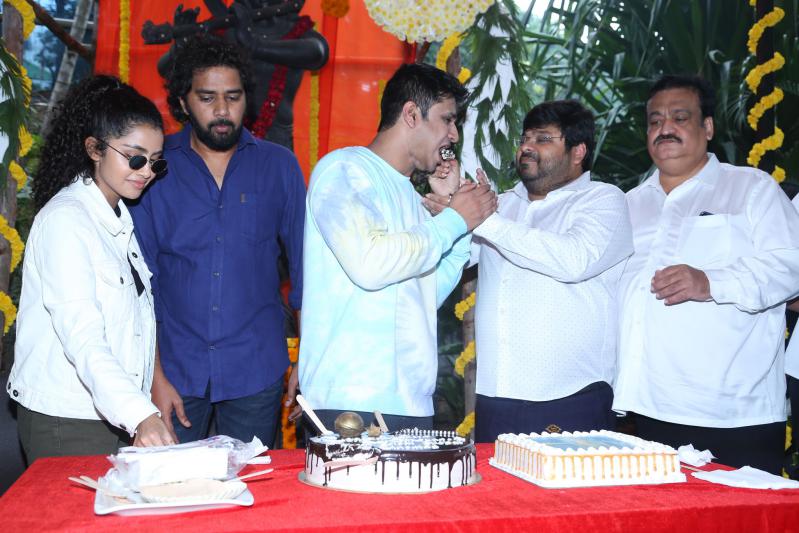 karthikeya-2-movie-success-meet-8.jpg