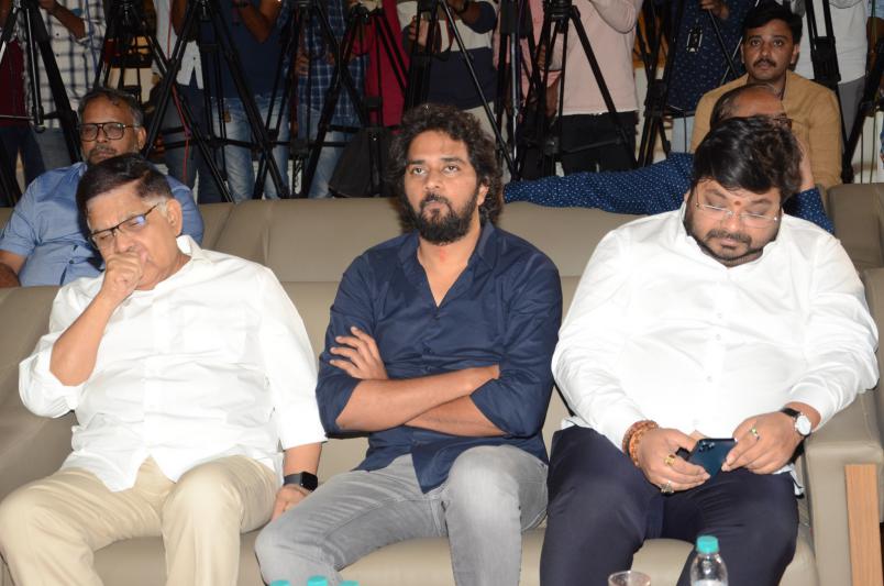 karthikeya-2-success-meet-4.jpg