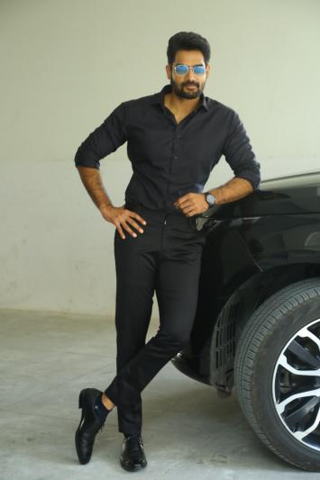 karthikeya-stills-2-13.jpg