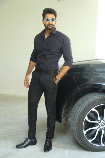 karthikeya-stills-2-15.jpg