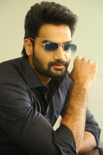 karthikeya-stills-2-2.jpg