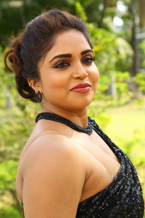 karunya-chowdary-stills-20.jpg