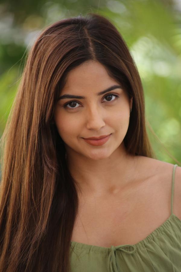Kashmira Stills