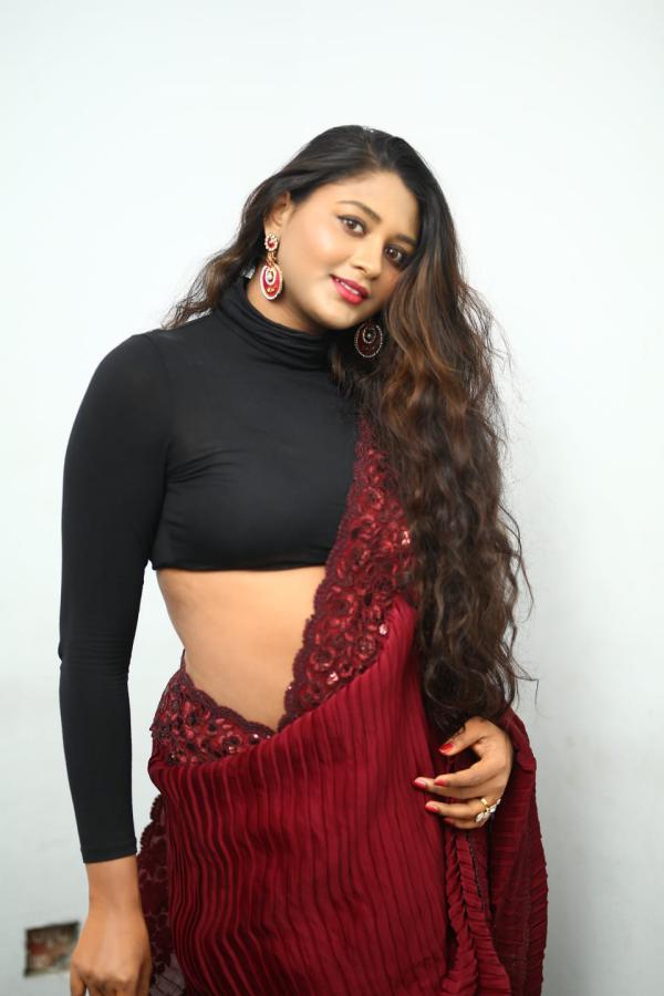 Katalyn Gowda Stills