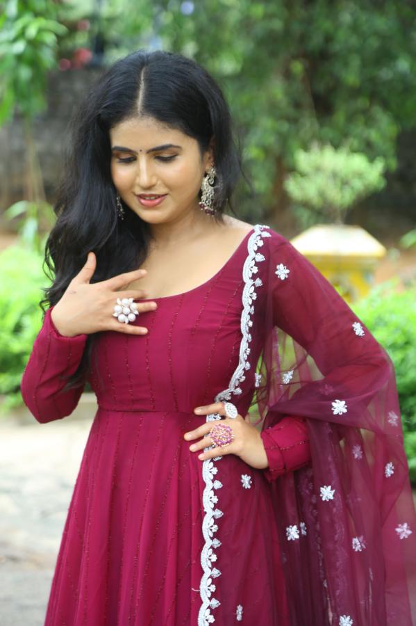 kavya-ramesh-stills-10.jpg