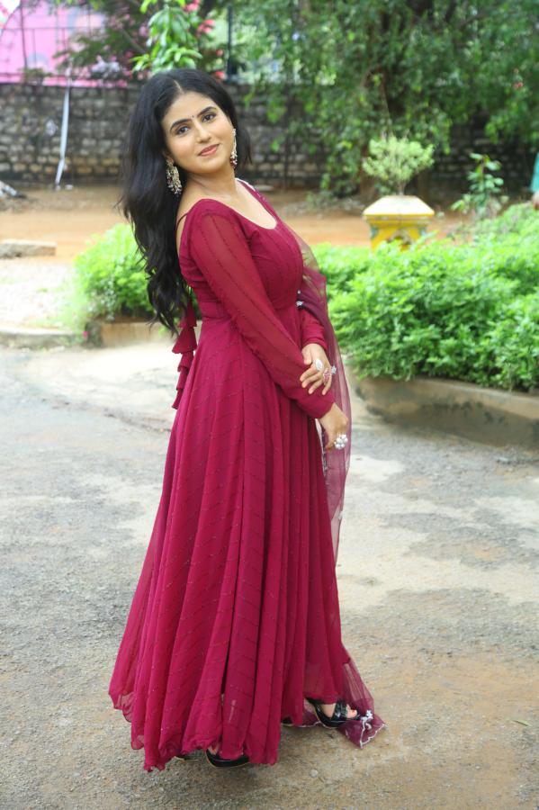 kavya-ramesh-stills-11.jpg