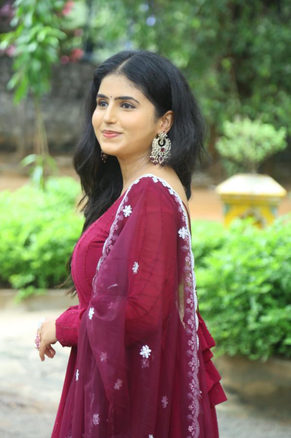 kavya-ramesh-stills-9.jpg