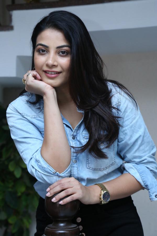 kavya-shetty-new-stills-8.jpg