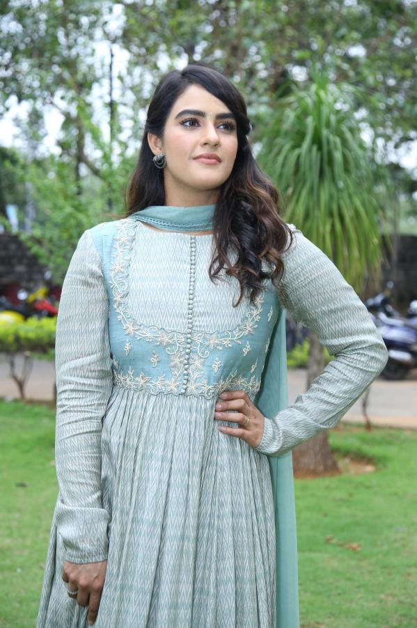 kavya-tappar-stills-12.jpg