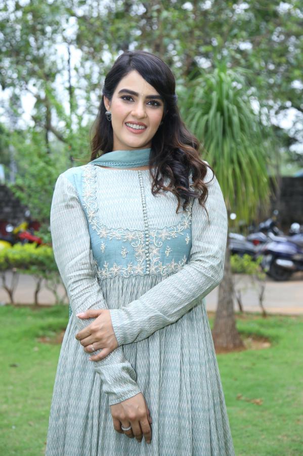kavya-tappar-stills-13.jpg