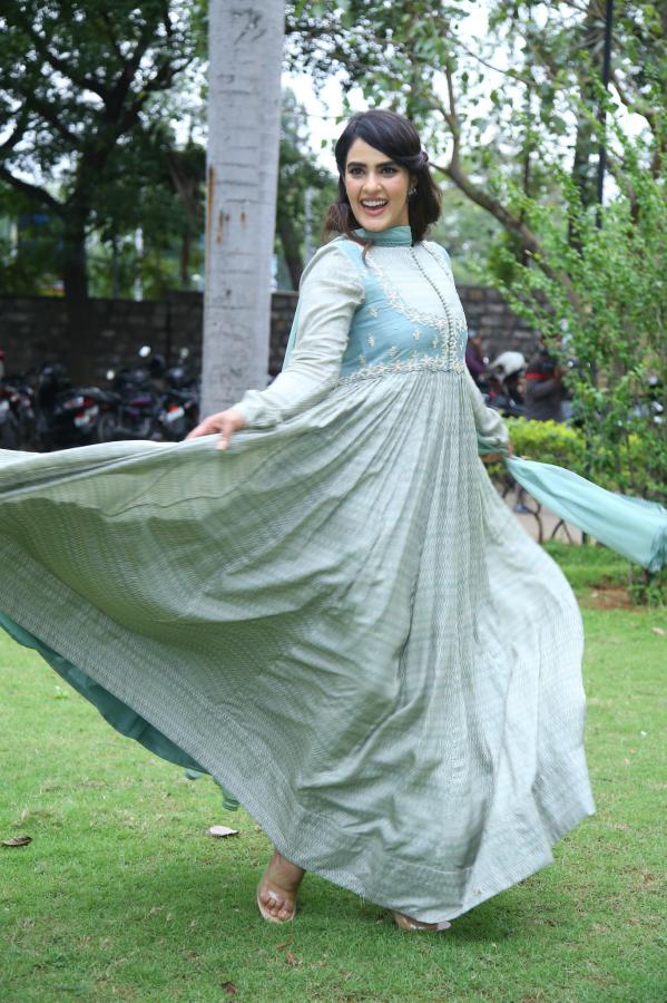 kavya-tappar-stills-19.jpg