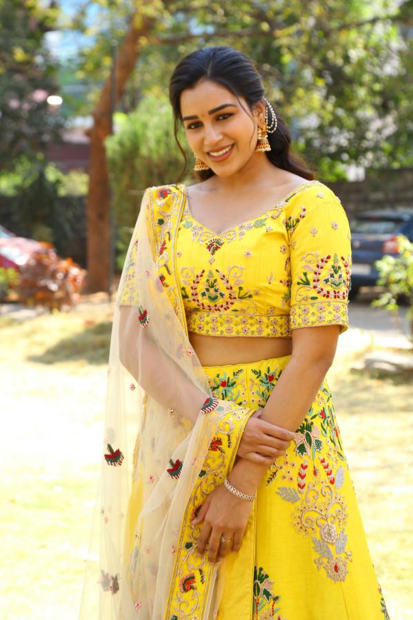 keerthana-stills-11.jpg