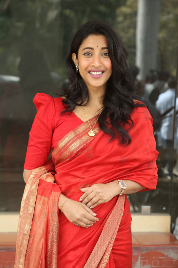 ketaki-narayan-stills-12.jpg