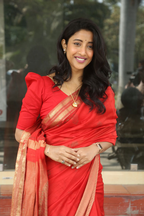 ketaki-narayan-stills-17.jpg