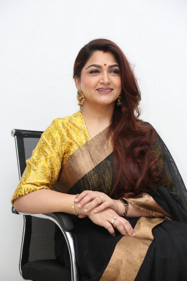 khusboo-sundar-stills-4.jpg