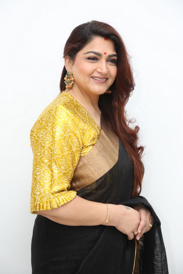 khusboo-sundar-stills-7.jpg