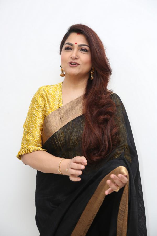 khusboo-sundar-stills-9.jpg