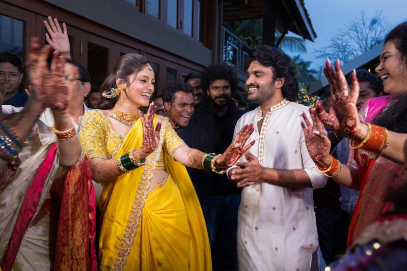 kiran-abbavaram-heroine-rahasya-engagement-6.jpg