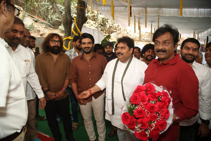kiran-abbavaram-new-movie-launch-2-3.jpg