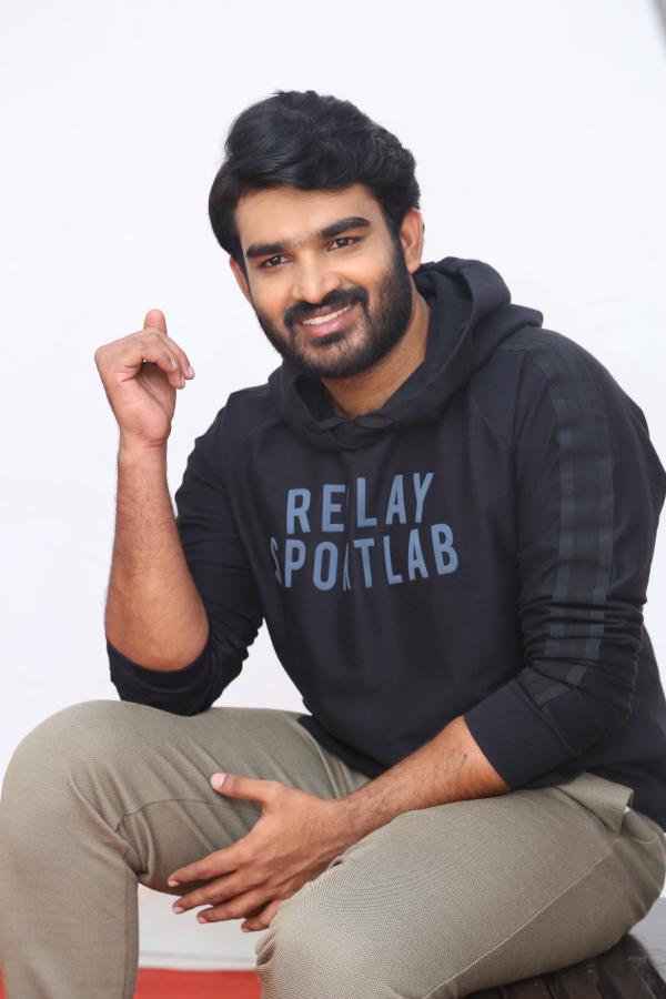 kiran-abbavaram-stills-3-4.jpg