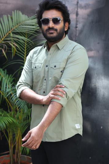 kiran-abbavaram-stills-4-5.jpg