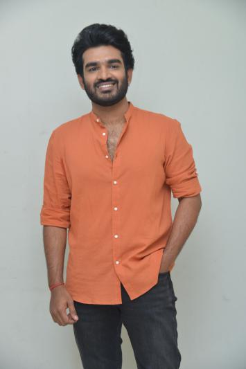 kiran-abbavaram-stills-5.jpg