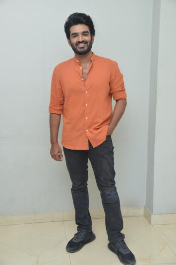 kiran-abbavaram-stills-7.jpg