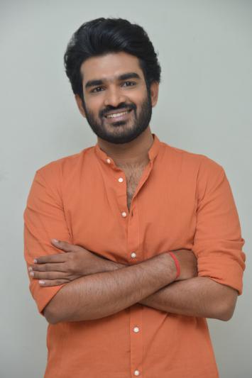 kiran-abbavaram-stills-9.jpg