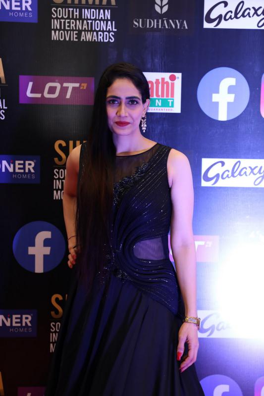 komal-sharma-at-siima-7.jpg