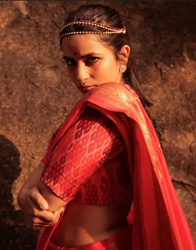 komalee-prasad-stills-4-6.jpg