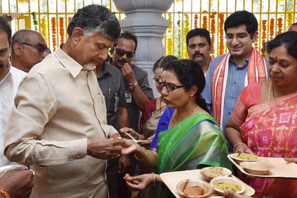 komaravolu6.jpg