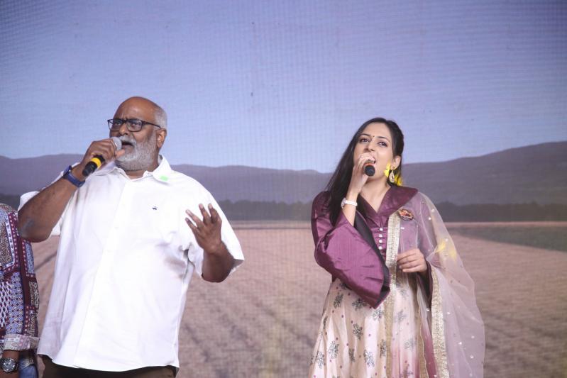 kondapolam-audio-launch-set-1-18.jpg