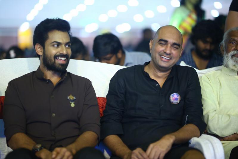 kondapolam-audio-launch-set-1-6.jpg