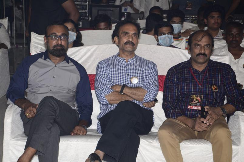kondapolam-audio-launch-set-2-5.jpg