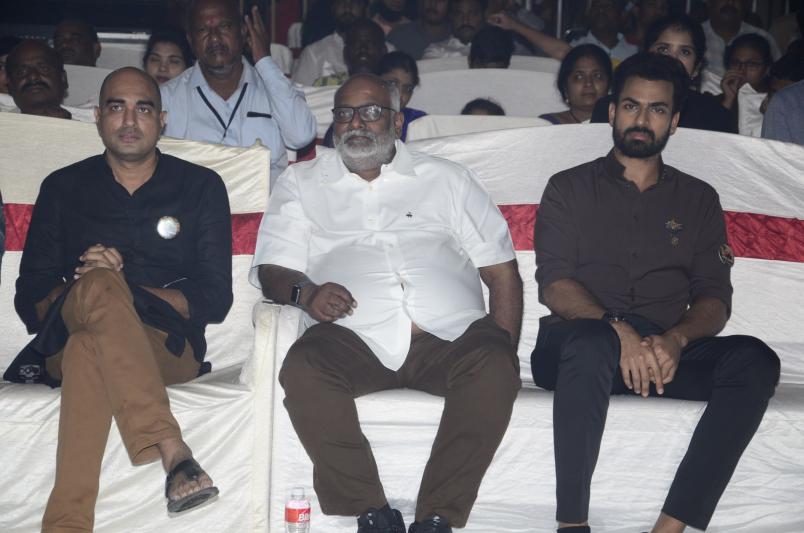 kondapolam-audio-launch-set-2-6.jpg
