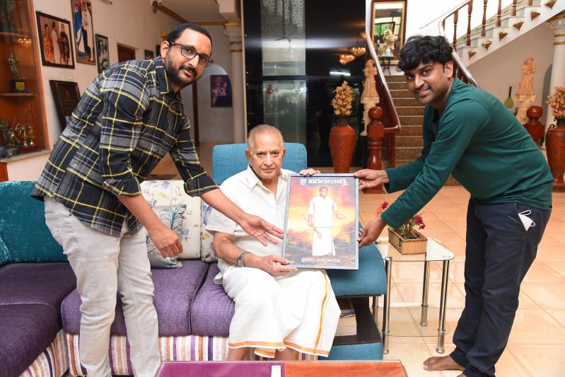 krishna-launches-jai-vittalacharya-book-3.jpg